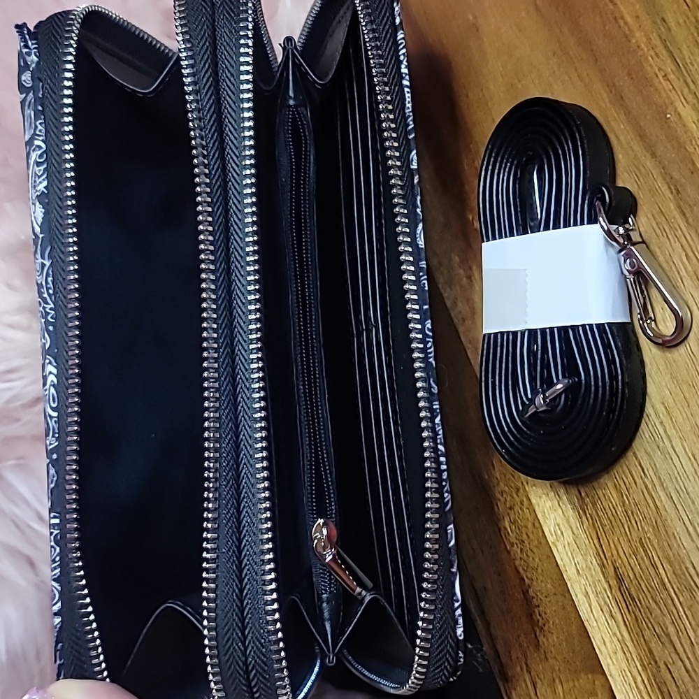 Ladies Crossbody - Picture 2 of 2